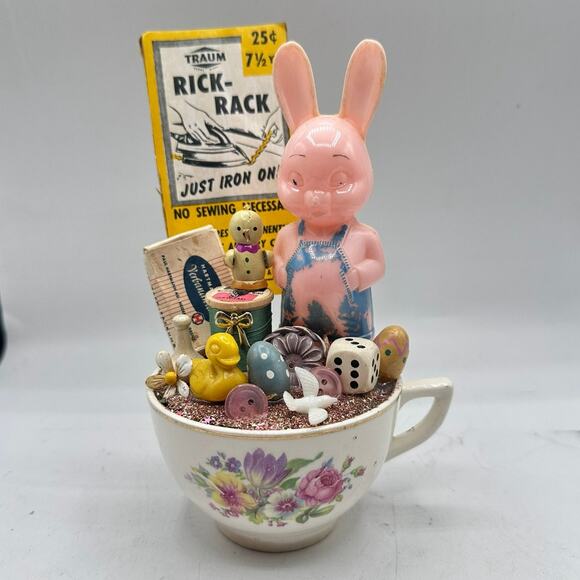 Easter Spring themed decor handmade assemblage art knickerbocker bunny kitschy - Picture 2 of 6